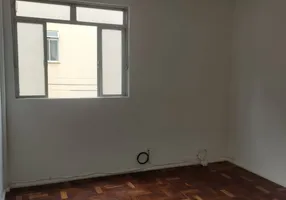 Foto 1 de Apartamento com 2 Quartos à venda, 40m² em Bingen, Petrópolis