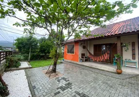 Foto 1 de Casa com 3 Quartos à venda, 326m² em Pinguirito, Garopaba