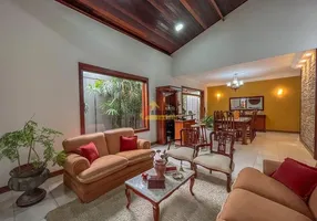 Foto 1 de Casa com 4 Quartos à venda, 230m² em Liberdade, Divinópolis