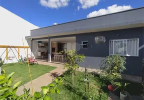 Foto 1 de Casa com 3 Quartos à venda, 95m² em Gravata, Navegantes