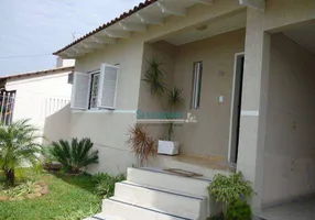 Foto 1 de Casa com 3 Quartos à venda, 150m² em Parque da Matriz, Cachoeirinha