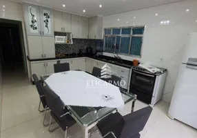 Foto 1 de Casa com 4 Quartos à venda, 169m² em Cidade Patriarca, São Paulo