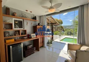 Foto 1 de Casa com 3 Quartos à venda, 256m² em Badu, Niterói