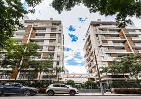 Foto 1 de Apartamento com 2 Quartos à venda, 128m² em Batel, Curitiba