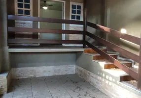 Foto 1 de Casa com 2 Quartos à venda, 130m² em Praia da Costa, Vila Velha