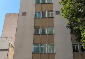 Foto 1 de Apartamento com 1 Quarto à venda, 55m² em Centro, Londrina