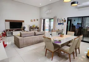Foto 1 de Casa de Condomínio com 3 Quartos à venda, 230m² em Vila Xavier, Araraquara