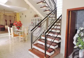 Foto 1 de Casa com 3 Quartos à venda, 300m² em Condominio Vila Hipica I, Vinhedo