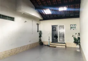 Foto 1 de Casa com 3 Quartos à venda, 225m² em Vila Suíssa, Mogi das Cruzes