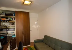 Foto 1 de Apartamento com 4 Quartos para venda ou aluguel, 172m² em Jardim Londrina, São Paulo