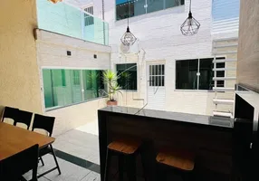 Foto 1 de Casa com 2 Quartos à venda, 175m² em Conjunto Residencial Novo Pacaembu, São Paulo