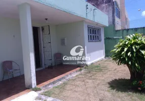 Foto 1 de Casa com 5 Quartos à venda, 200m² em Vila União, Fortaleza