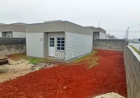 Foto 1 de Casa com 2 Quartos para alugar, 50m² em Neves, Ponta Grossa