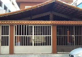 Foto 1 de Sobrado com 3 Quartos à venda, 180m² em Cidade Ocian, Praia Grande