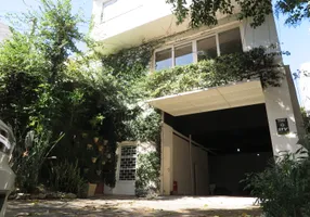 Foto 1 de Casa com 3 Quartos para alugar, 400m² em Higienópolis, Porto Alegre