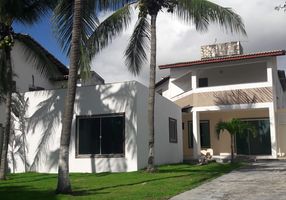Foto 1 de Casa com 6 Quartos para venda ou aluguel, 300m² em Vilas do Atlantico, Lauro de Freitas