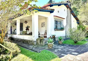Foto 1 de Casa de Condomínio com 4 Quartos à venda, 334m² em Green Valleiy, Teresópolis