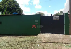 Foto 1 de Fazenda/Sítio com 2 Quartos à venda, 200m² em Aguassaí, Cotia