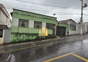 Foto 1 de Casa com 4 Quartos à venda, 1084m² em Centro, Santo Antônio do Monte