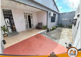 Foto 1 de Casa com 3 Quartos à venda, 300m² em Fátima, Fortaleza