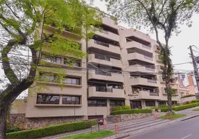 Foto 1 de Apartamento com 4 Quartos à venda, 224m² em Champagnat, Curitiba