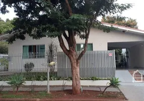 Foto 1 de Casa com 4 Quartos à venda, 225m² em Centro, Paiçandu