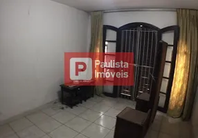 Foto 1 de Sobrado com 3 Quartos para venda ou aluguel, 160m² em Parque Colonial, São Paulo
