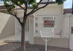 Foto 1 de Casa com 3 Quartos à venda, 100m² em Jardim Casa Grande, Arapongas