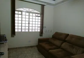 Foto 1 de Sobrado com 3 Quartos à venda, 141m² em Parque Meia Lua, Jacareí