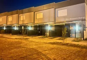 Foto 1 de Sobrado com 2 Quartos para alugar, 80m² em Cruzeiro, Caxias do Sul