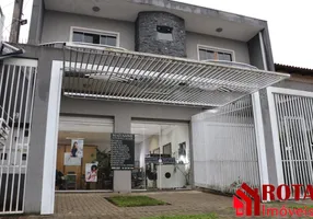Foto 1 de Sobrado com 3 Quartos à venda, 255m² em Sitio Cercado, Curitiba