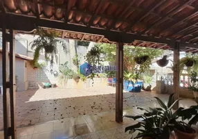 Foto 1 de Casa com 3 Quartos à venda, 213m² em São Lucas, Belo Horizonte