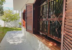 Foto 1 de Casa com 4 Quartos à venda, 179m² em Centro, Jaraguá do Sul