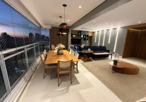 Foto 1 de Apartamento com 3 Quartos à venda, 181m² em Cambuí, Campinas