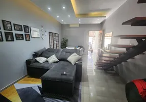 Foto 1 de Casa com 2 Quartos à venda, 70m² em Cerâmica, Nova Iguaçu