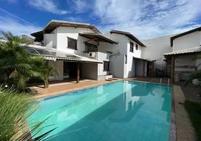 Foto 1 de Casa com 3 Quartos à venda, 170m² em Itaquanduba, Ilhabela