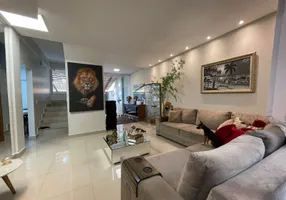 Foto 1 de Sobrado com 3 Quartos à venda, 160m² em Faicalville I, Goiânia