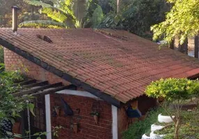 Foto 1 de Fazenda/Sítio com 2 Quartos à venda, 140m² em Barro Preto, São José dos Pinhais