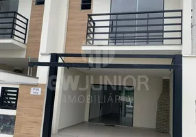 Foto 1 de Sobrado com 3 Quartos à venda, 113m² em Itacolomi, Balneário Piçarras