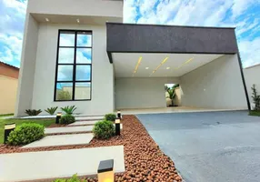 Foto 1 de Casa com 3 Quartos à venda, 100m² em Centro, Tubarão