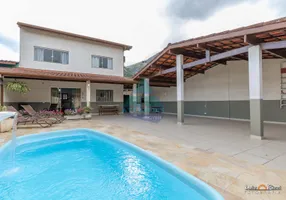 Foto 1 de Casa com 4 Quartos à venda, 232m² em Lagoinha, Ubatuba