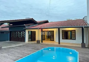 Foto 1 de Casa com 3 Quartos à venda, 175m² em Saguaçú, Joinville