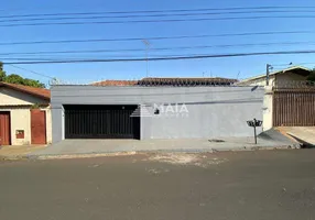 Foto 1 de Casa com 3 Quartos à venda, 125m² em Vila Sao Cristovao, Uberaba