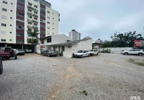 Foto 1 de Lote/Terreno à venda, 210m² em Estreito, Florianópolis