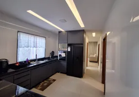 Foto 1 de Casa com 3 Quartos à venda, 250m² em Paciência, Rio de Janeiro