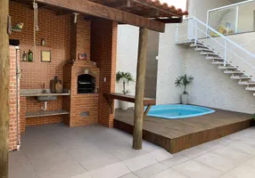 Foto 1 de Casa com 4 Quartos para alugar, 200m² em Bicanga, Serra