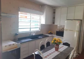 Foto 1 de Sobrado com 3 Quartos à venda, 129m² em Jardim Guapituba, Mauá