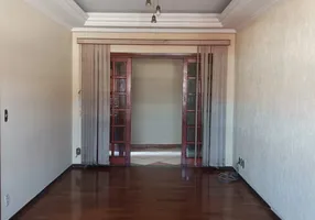 Foto 1 de Sobrado com 3 Quartos para alugar, 312m² em VILA DOUTOR LAURINDO, Tatuí