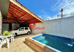 Foto 1 de Casa com 3 Quartos à venda, 108m² em Vila Tupi, Praia Grande