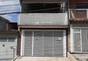 Foto 1 de Casa com 2 Quartos à venda, 104m² em Jardim Adriana, Guarulhos